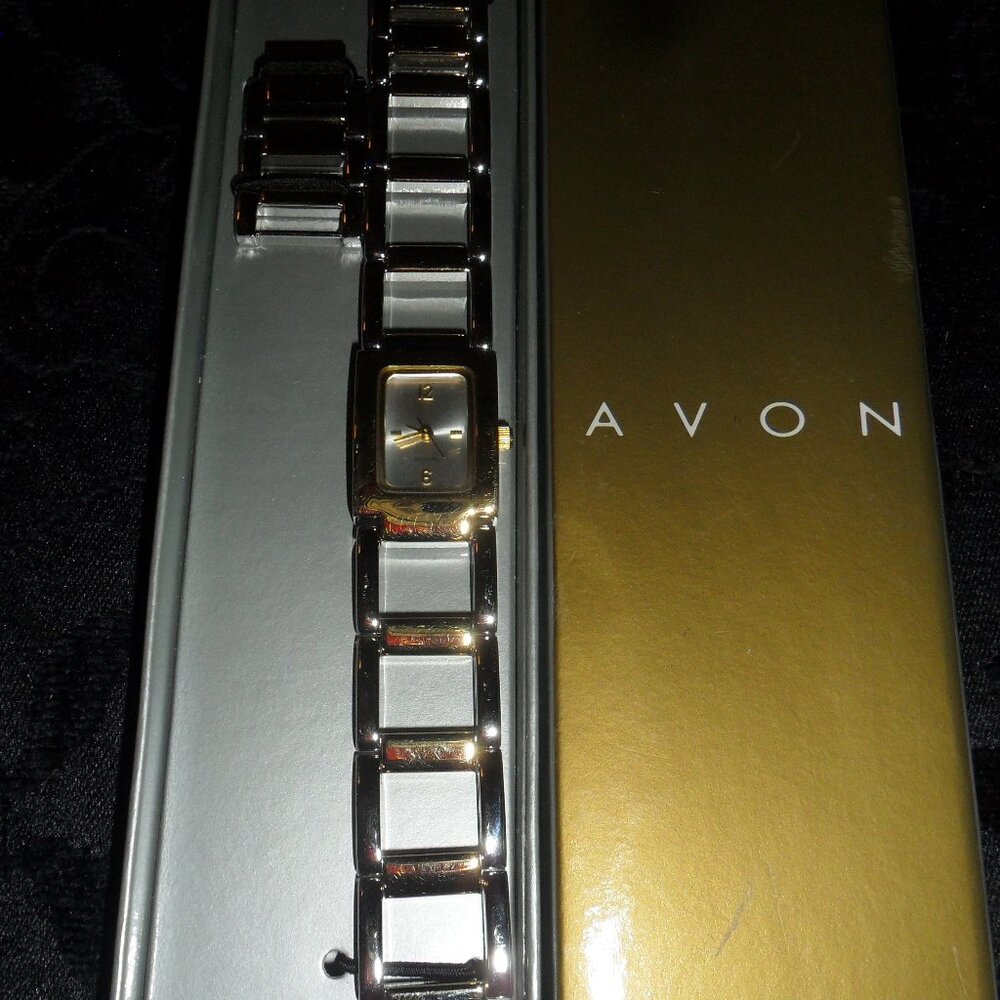 Vintage Avon  Square Chain Link Band Bracelet Watch